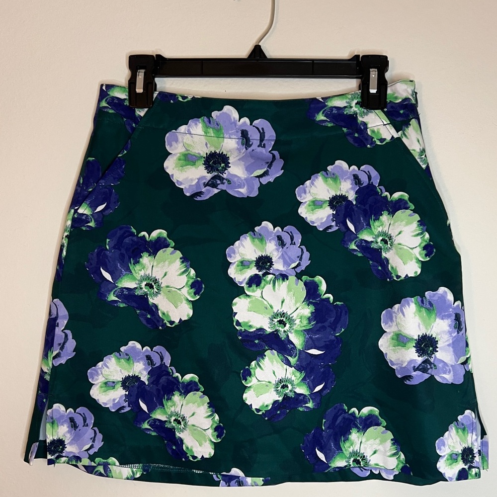 Lady Hagen Blue Floral Tennis Golf Skirt Shorts Size 4